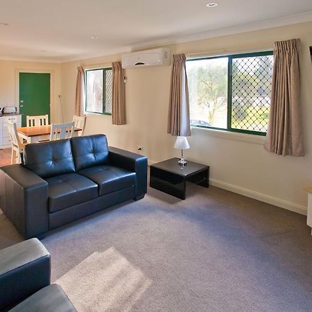 Wagga Wagga Beach Caravan Park Hotell Eksteriør bilde