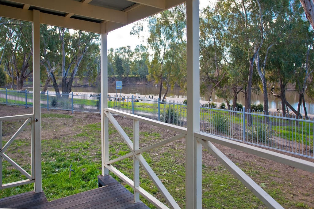Wagga Wagga Beach Caravan Park Hotell Eksteriør bilde
